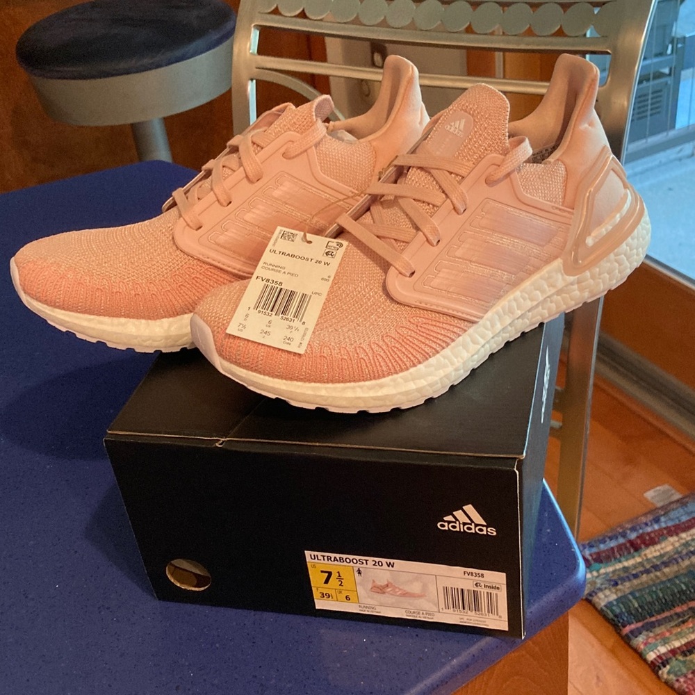 Adidas Women's Ultraboost 20 NWT